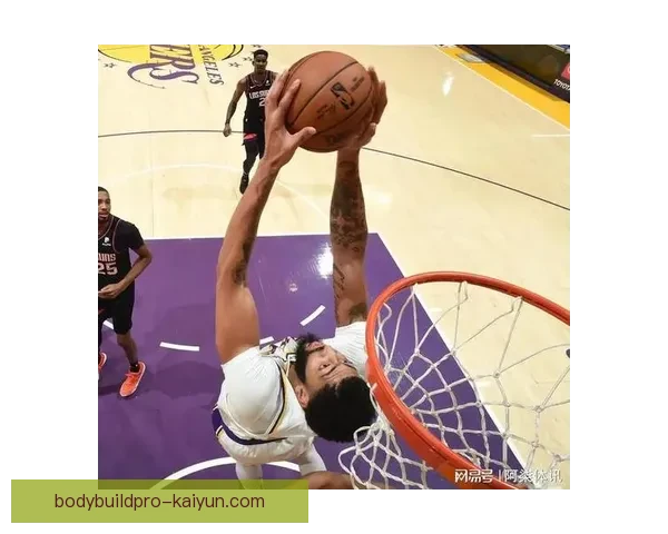 戴维斯持续保持出色状态，职业生涯高光时刻令人期待