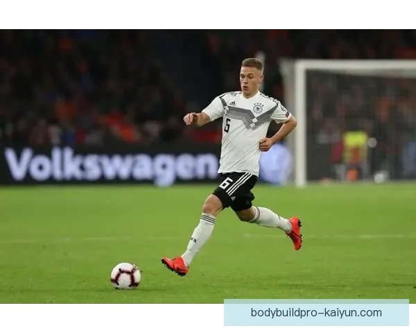 穆西亚拉与基米希持续提升的默契令人期待现出默契的进攻威胁