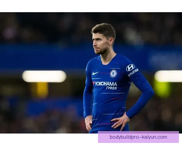 贝西克塔斯近期战术体系解析：攻防转换效率与中场控制力持续提升